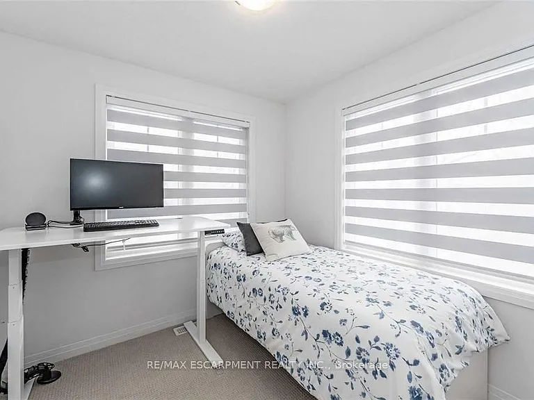 10 Showers Ln — Photo 21