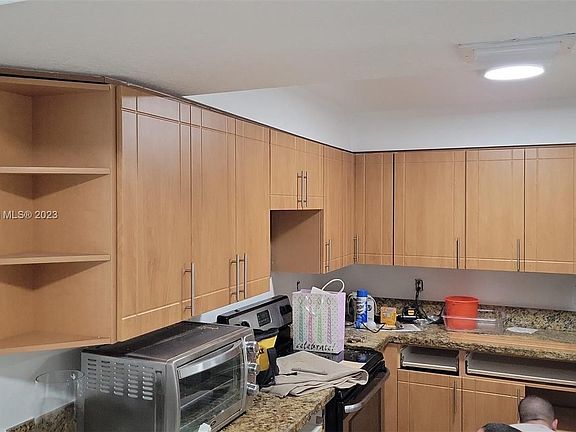 3rd image of 5221 Geneva Way APT 103