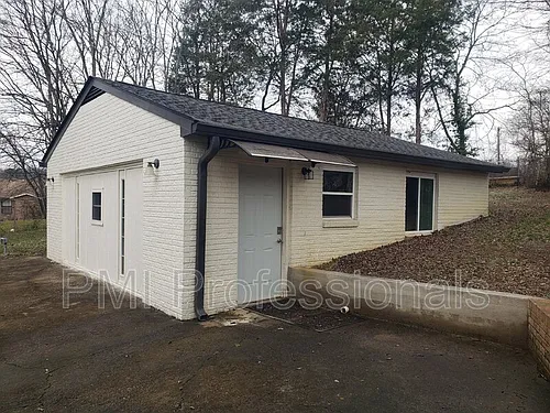 528 Judd Dr #B Photo 1