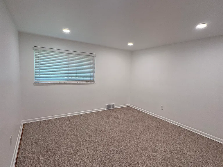 219 McCully St #219 — Photo 16