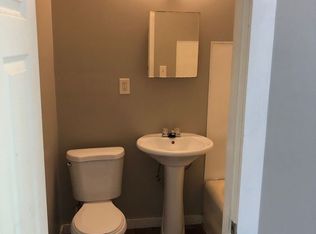 2903 W Michigan St APT 11, Milwaukee, WI 53208