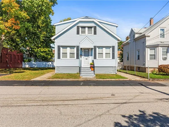 18-20 Baker St, East Providence, RI 02914