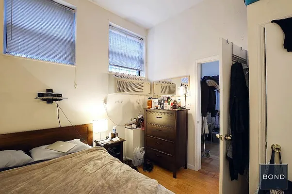 Rented by Bond New York | media 8