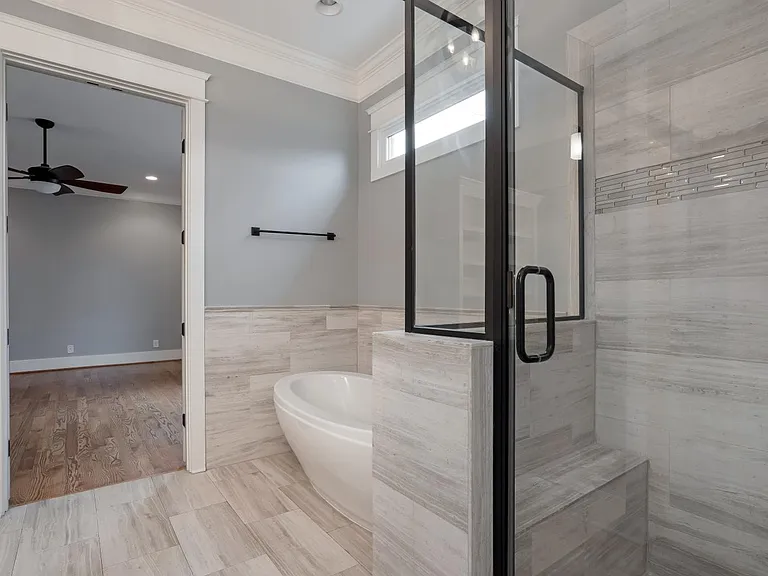 1405 Dallas Ave — Photo 14