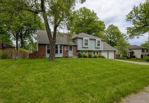 3806 Birchwood Dr Photo 1