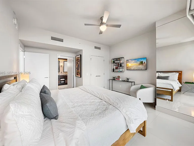 6899 Collins Ave #1903 — Photo 18