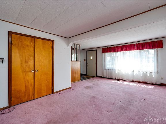 2nd image of 2519 Ome Ave