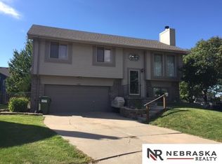 7920 Rock Creek Cir, Omaha, NE 68138