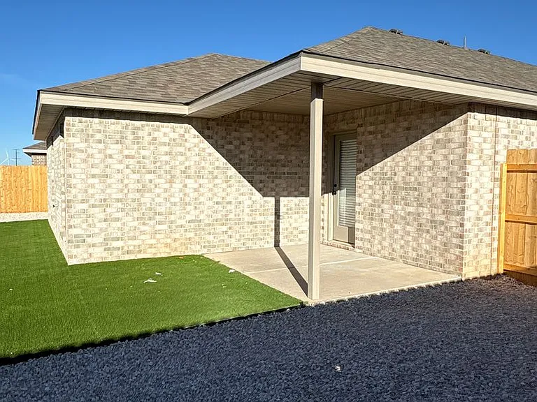 2168 Langford Ave — Photo 13