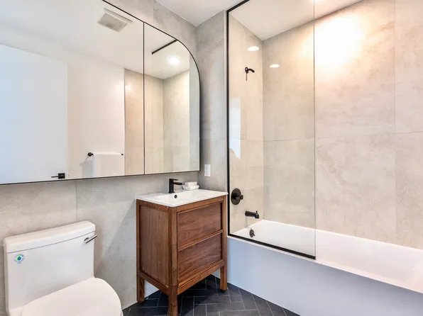 953 Dean Street 728 image 3 of 9