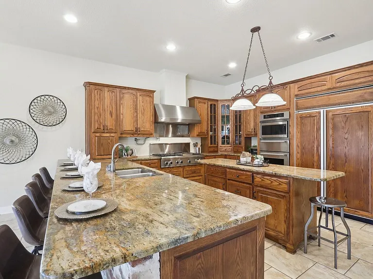 294 Logan Ranch Rd — Photo 10