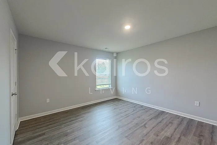 1111 Freedom Pkwy — Photo 15
