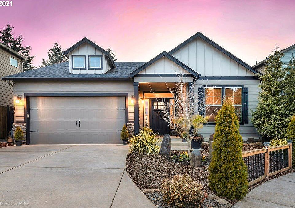 1st image of 4223 NE 157th Ct