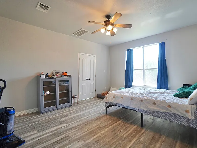 18621 Dry Pond Dr — Photo 18