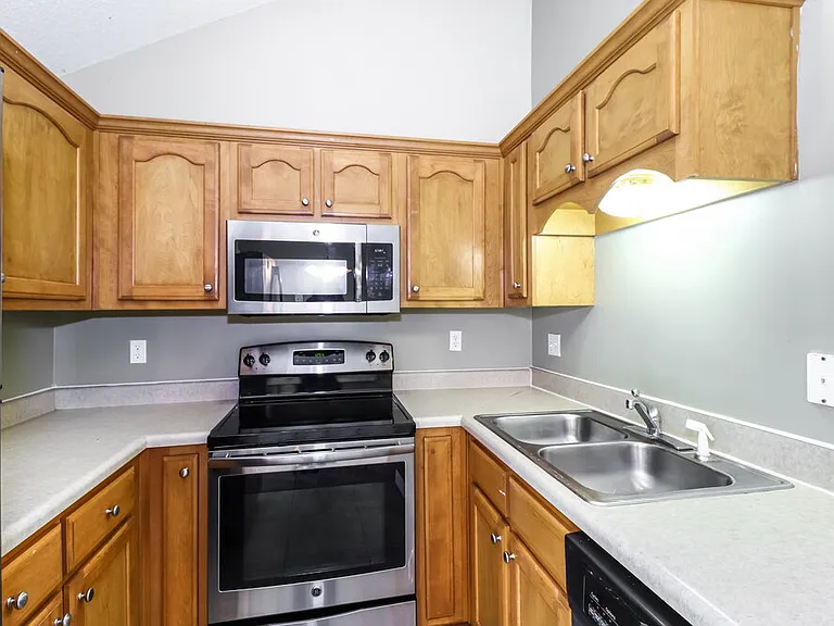 2842 Misty Briar Cv — Photo 12