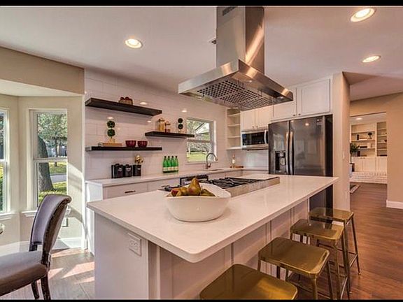 4th image of 6505 Shadow Valley Dr