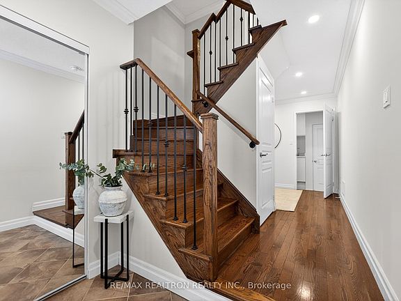 3rd image of 36 Hesketh Rd