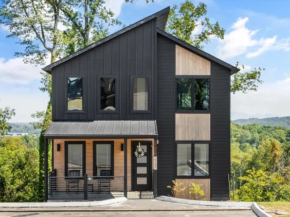 527 New Venture Way, Sevierville, TN 37876