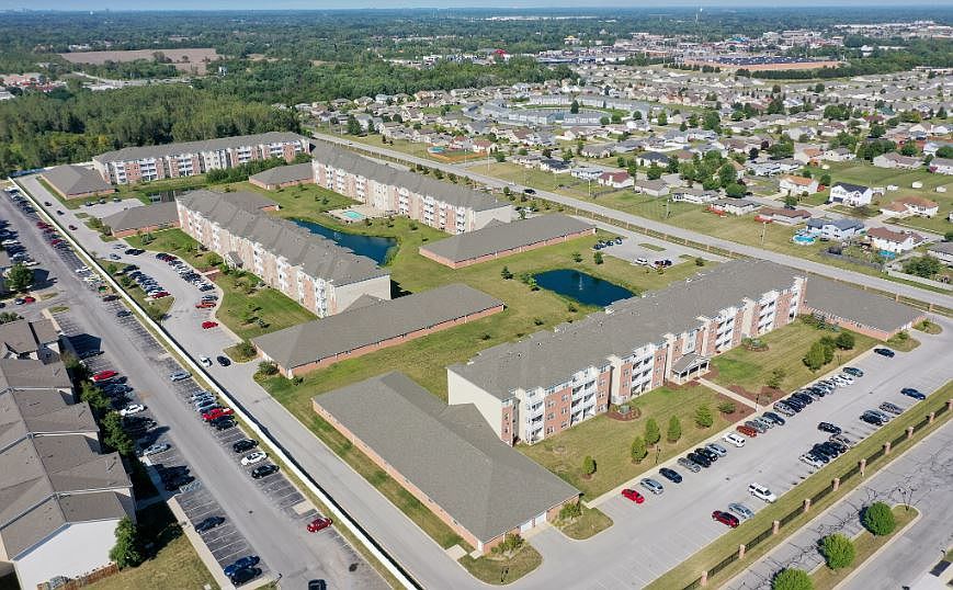 Vita Luxury Apartments On Grant 8400 Grant Cir Merrillville IN Zillow