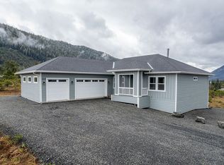 110 Arness Heights Dr, Petersburg, AK 99833