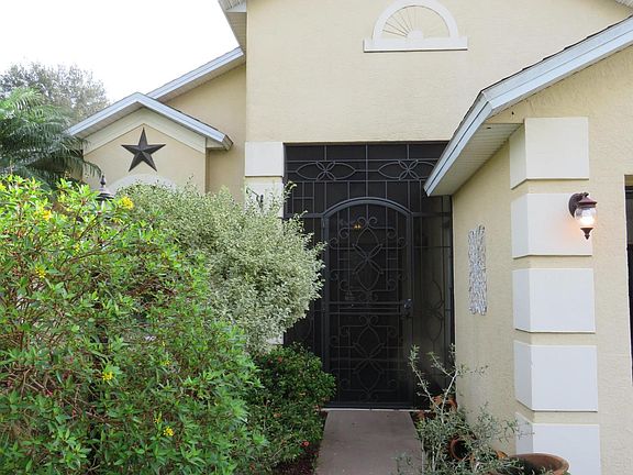 2nd image of 3000 Pebble Creek St