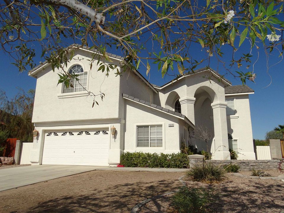 1st image of 1026 Santa Susana St