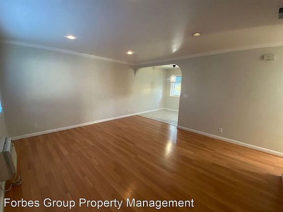 3rd image of 135 Rose Ct