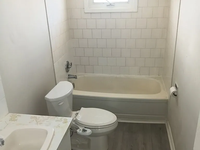 1128 Upper Wellington St #12 — Photo 13