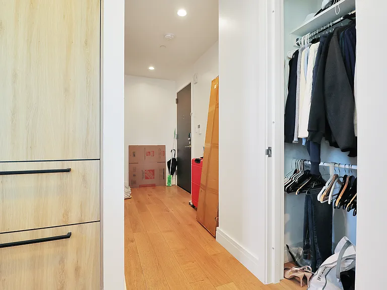 42-02 Crescent St #20E — Photo 11