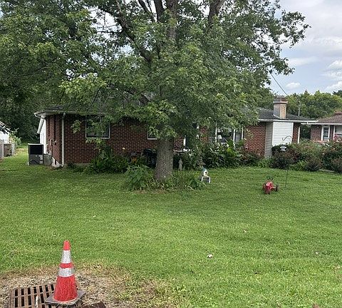 4th image of 503 Bismark Dr