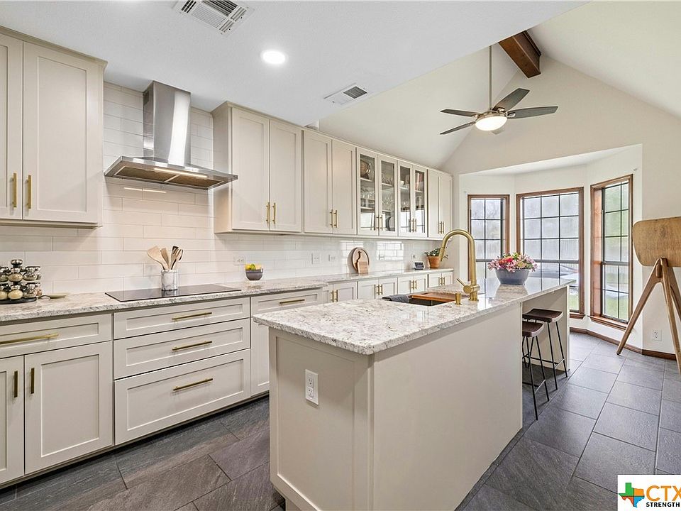 1st image of 2617 Canyon Creek Dr