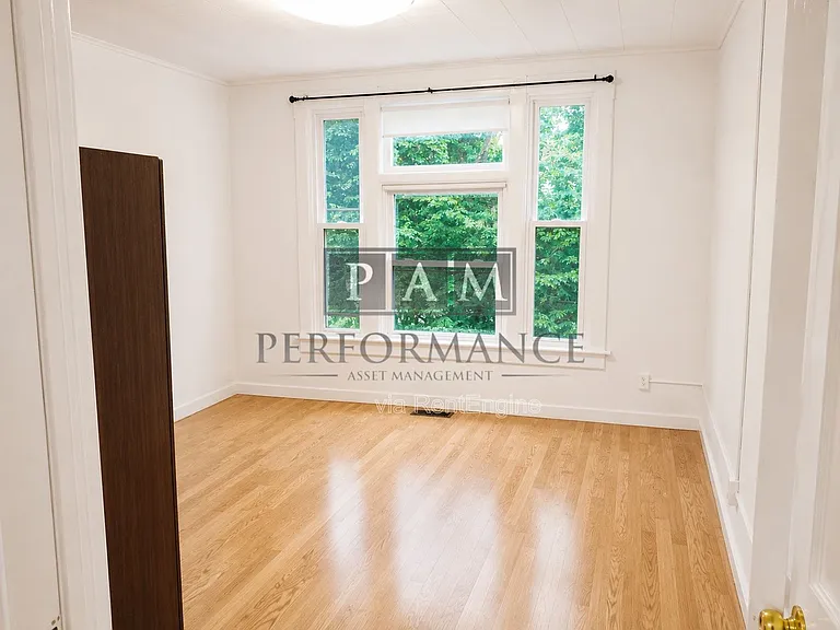 2555 N Humboldt Blvd #1 — Photo 11