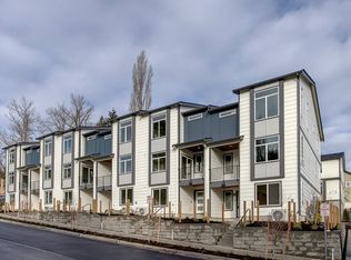 6722 187th St NE #104, Kenmore, WA 98028