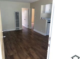 422 E 64th St APT 3, Los Angeles, CA 90003