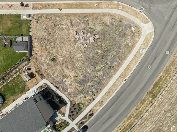 3492 S Meadowlark Ln, Saratoga Springs, UT 84045