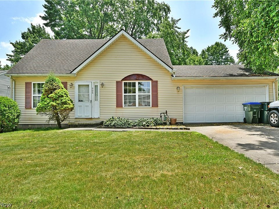 1st image of 906 Elizabeth Ct
