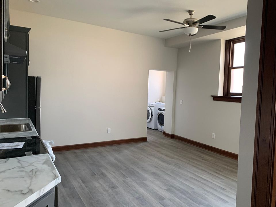 1st image of 1407 13th St S #2