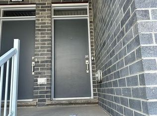 990 Deveron Cres #17, London, ON N5Z 0B3