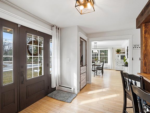 4th image of 3640 W Erie Rd