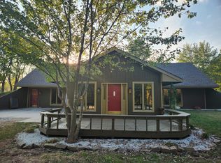 15105 Jowler Creek Rd, Camden Point, MO 64018