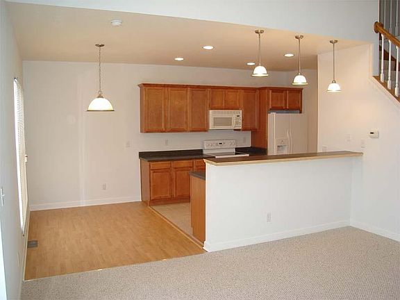 Dining Room and Breakfast Bar