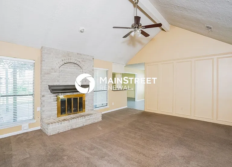 15514 Cabildo Dr — Photo 3
