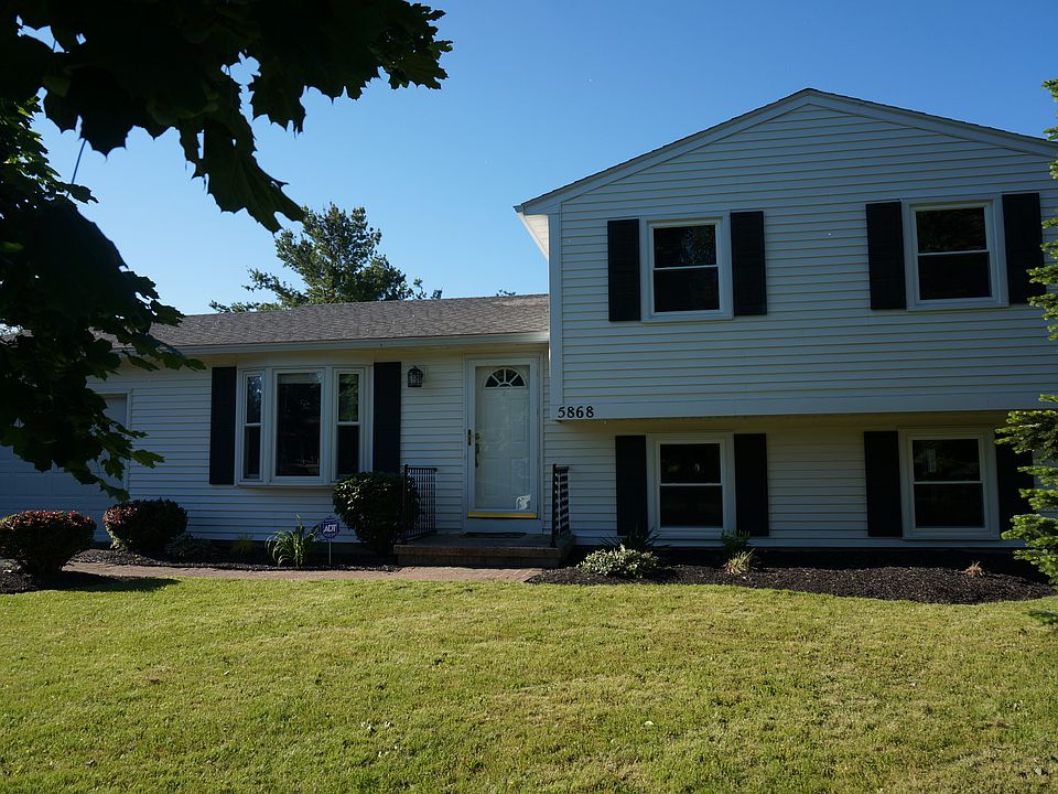 1st image of 5868 Mountain Ash Dr