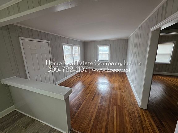 2nd image of 2418 Newark St