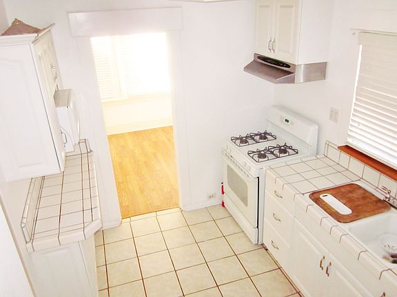 completely renovated kitchen