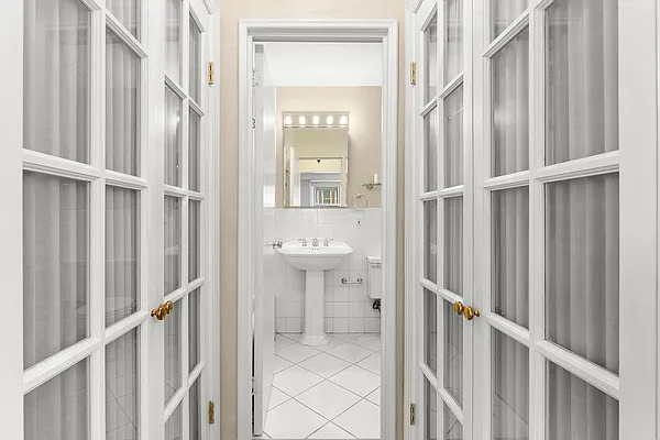 Sold by Corcoran | media 7