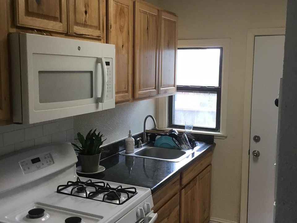 2nd image of 147 S Washington Ave