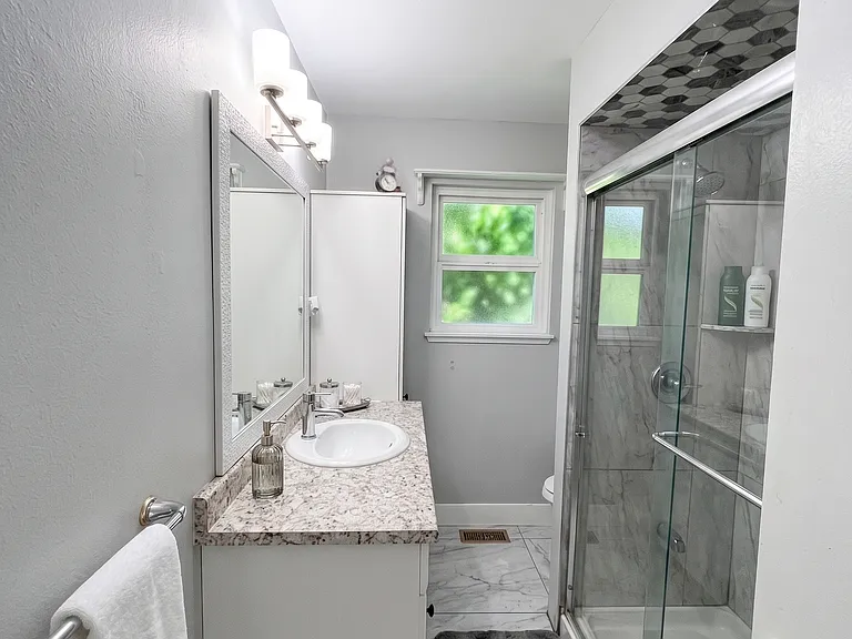 11757 72a Ave #98765 — Photo 9