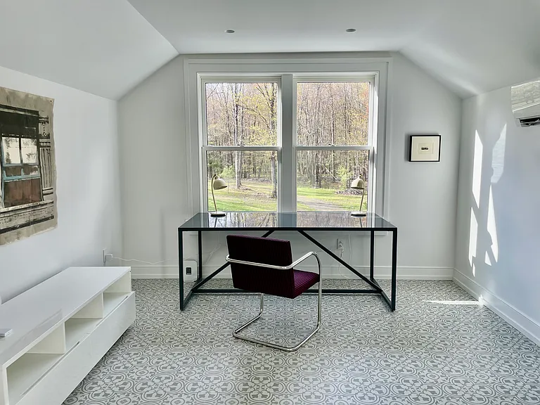 323 Haddock Hill Rd — Photo 18
