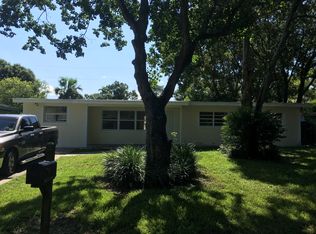 2403 Fontainebleau Dr, Orlando, FL 32808